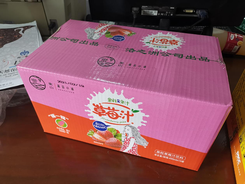 東山葡萄小镇果粒果汁 草莓汁 箱装.jpg