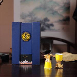 真龙天子飞龙乘云（白毫银针）
