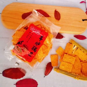 彼利屋吊炉锅巴麻辣味散装称重