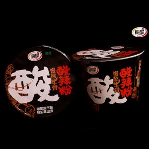 丽星慢熬牛骨酸辣粉桶装