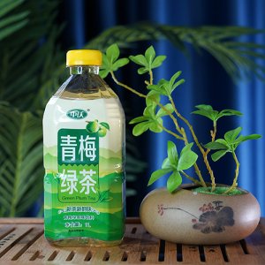 中仸青梅绿茶饮料1L