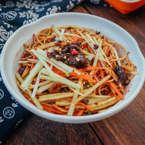 传统老北京炸酱面料理包