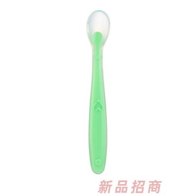 萌嘟嘟双色全硅胶训练勺绿色