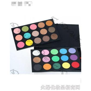 ISMINE伊姿蔓30色眼影盘