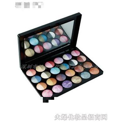 ISMINE伊姿蔓24色珠光眼影盘