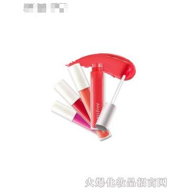 悦诗风吟丝绒雾面奶油慕斯唇彩