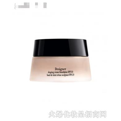 宠爱女孩兰蔻阿玛尼大师造型粉底乳