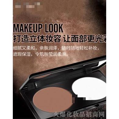 泊泉雅双色修容粉饼