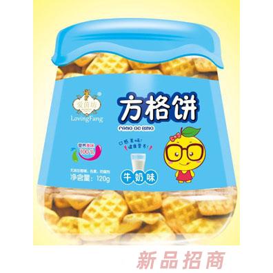 爱茵坊牛奶味香橙味方格饼儿童饼干小零食代理