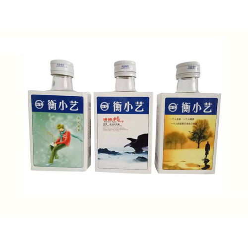 衡小艺100ml浓香型白酒.jpg