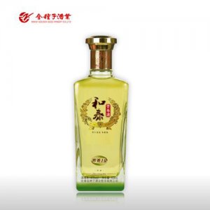 和泰苦荞酒.